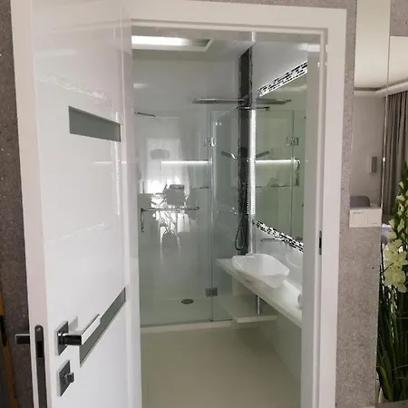 Luksusowy Apartament 23 Gardenia Apartment Dziwnów